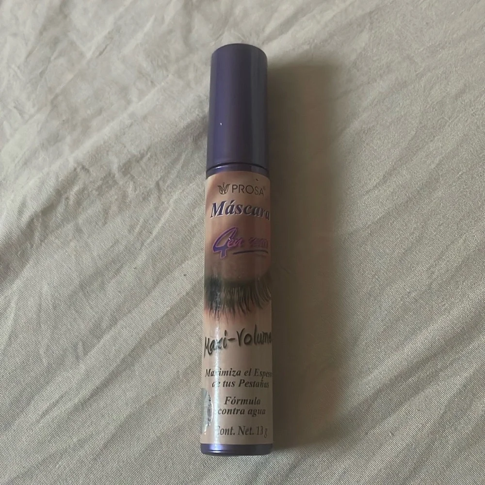 NEW Prosa 4 IN 1 Maxi-Volume Mascara by Prosa